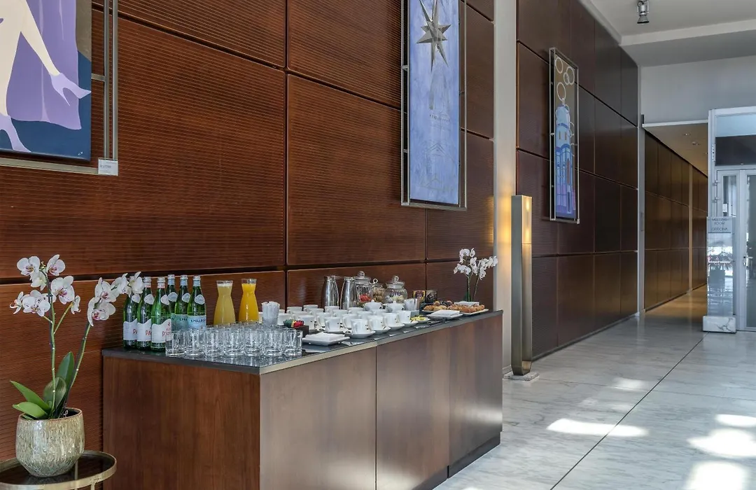Doubletree By Hilton Turin Lingotto-1