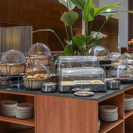 Doubletree By Hilton Turin Lingotto-3